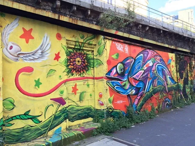 Mural of a multi-colored lizard