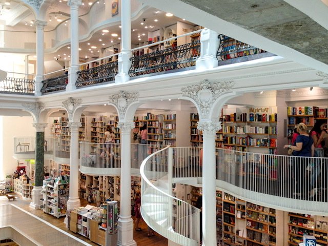 Interior of the Carturesti Carusel bookstore in Bucharest