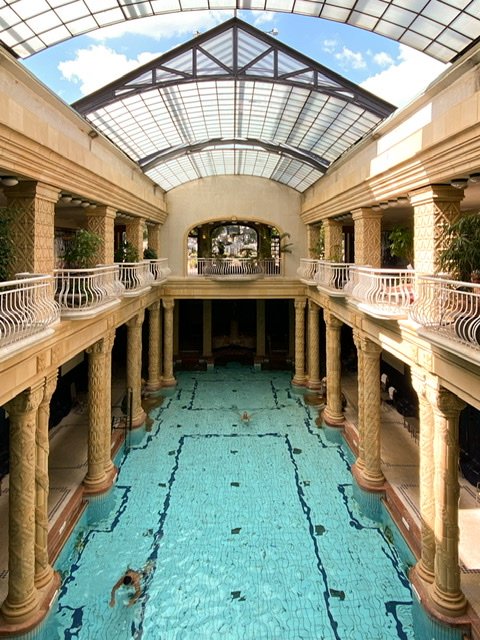 The indoor swimming pool at the Gellert Spa