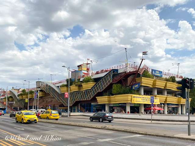 Exterior of the Lehel Market