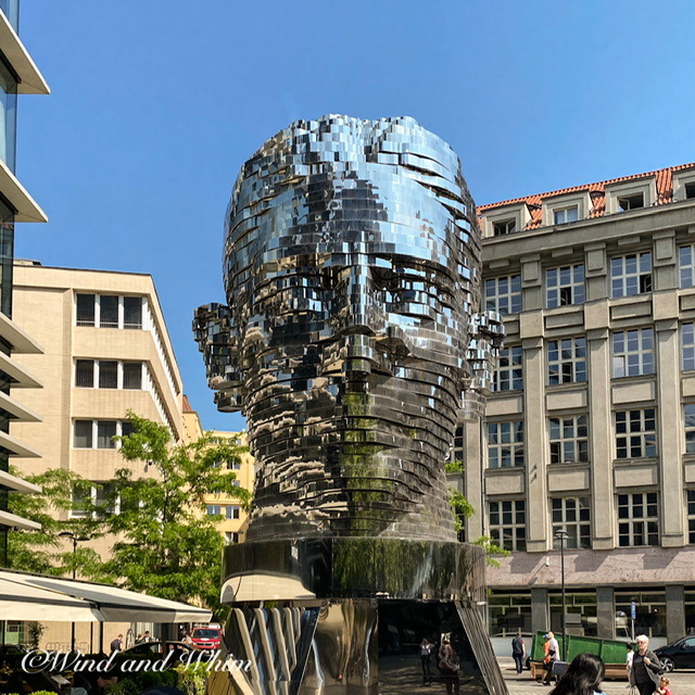 Franz Kafka rotating head sculpture