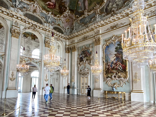 A lavish room in a palace