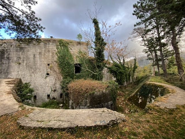 An abandoned fort