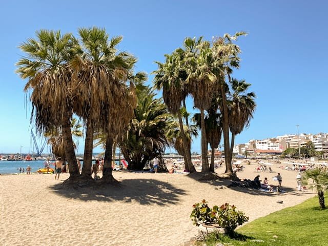 Los Cristianos Beach